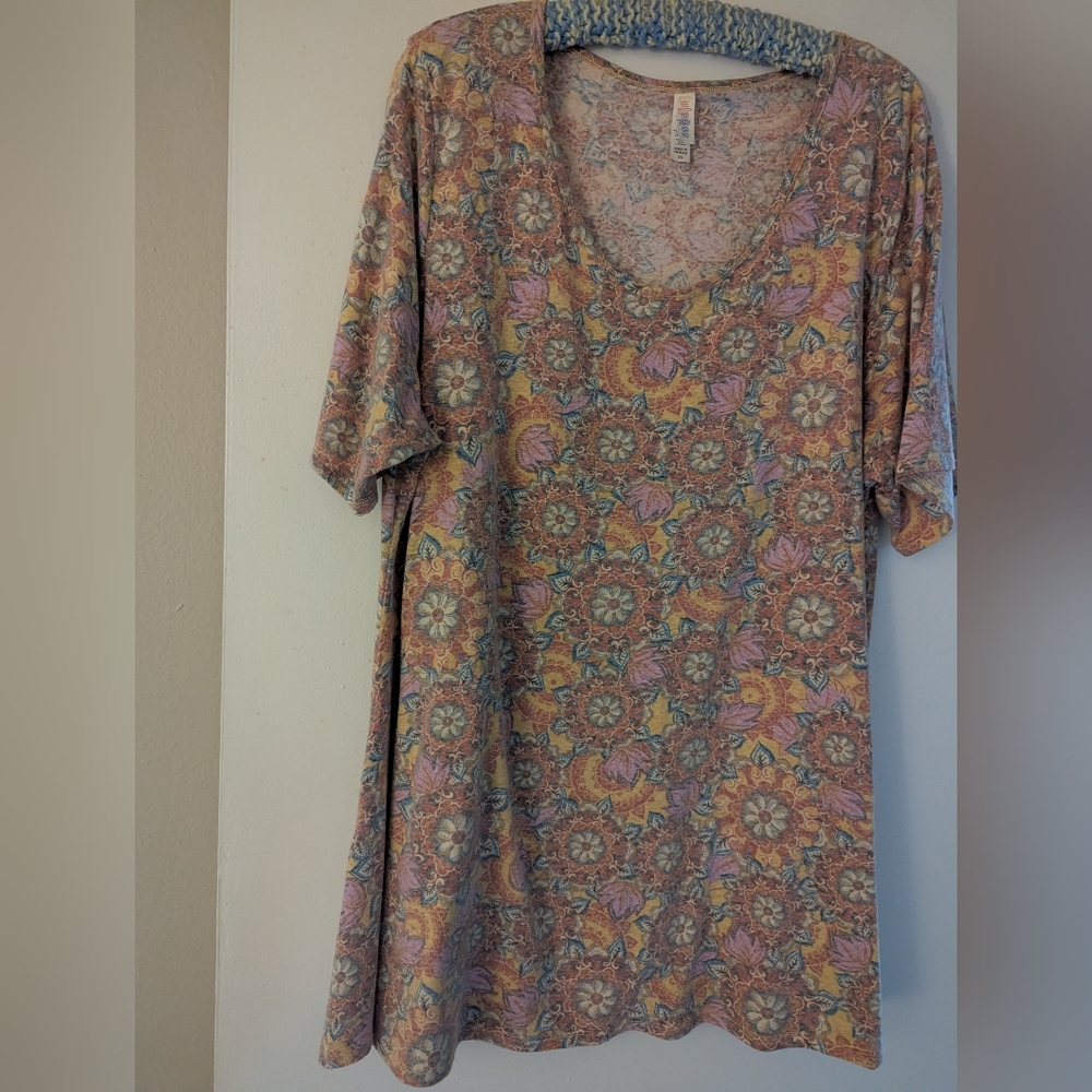 LuLaRoe Multicolor Floral Perfect T